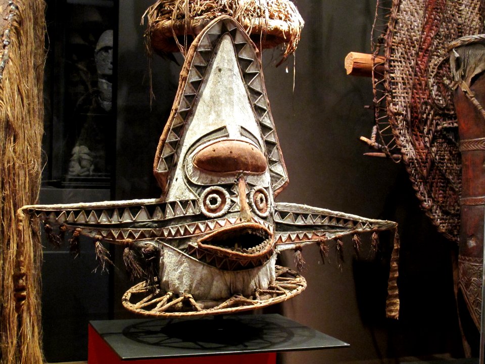 Masque kovave, elema. Papouasie Nouvelle-Guinée. Muséum de La Rochelle