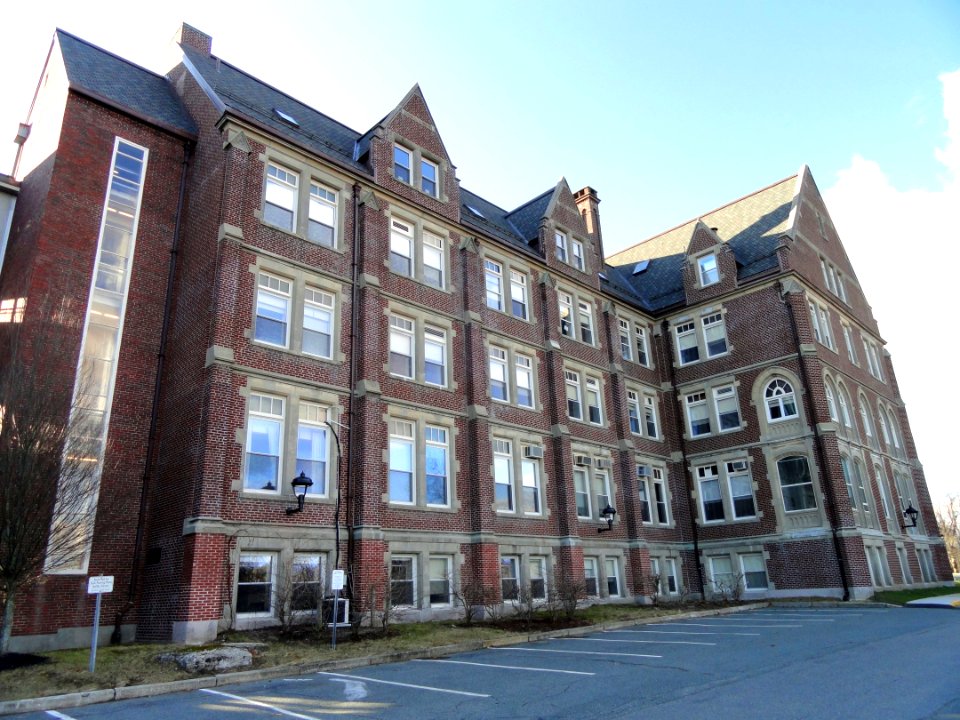 Massachusetts Bay Community College - DSC03081