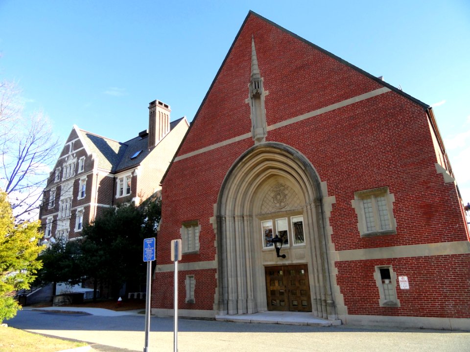 Massachusetts Bay Community College - DSC03084