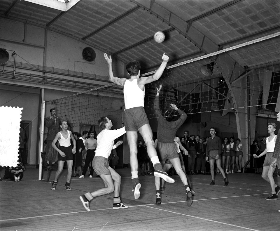 Massa herfsttoernooi voor de jeugd volleybal Amsterdam, Bestanddeelnr 906-8164