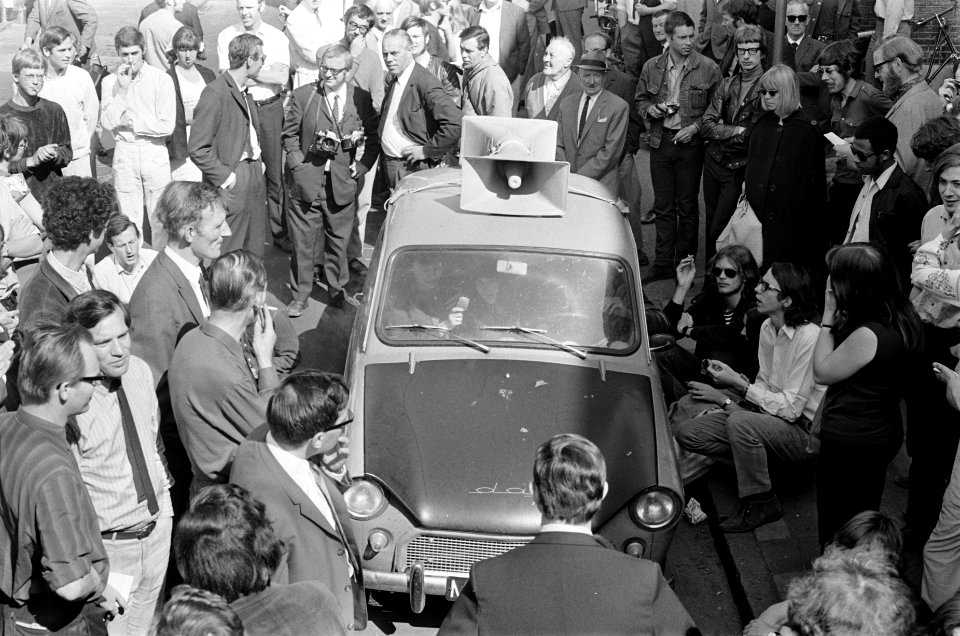 Massaberechting studenten, die Maagdenhuis hebben bezet in Paleis van Justitie, , Bestanddeelnr 922-5166