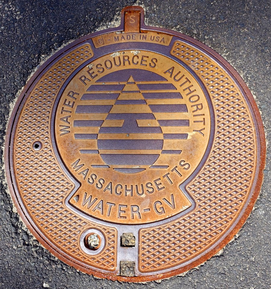 Massachusetts Water Resources Authority Water - GV, ej - Made in USA - Arlington, MA - DSC00357