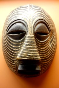 Mask (kifwebe) - Luba - Royal Museum for Central Africa - DSC06094