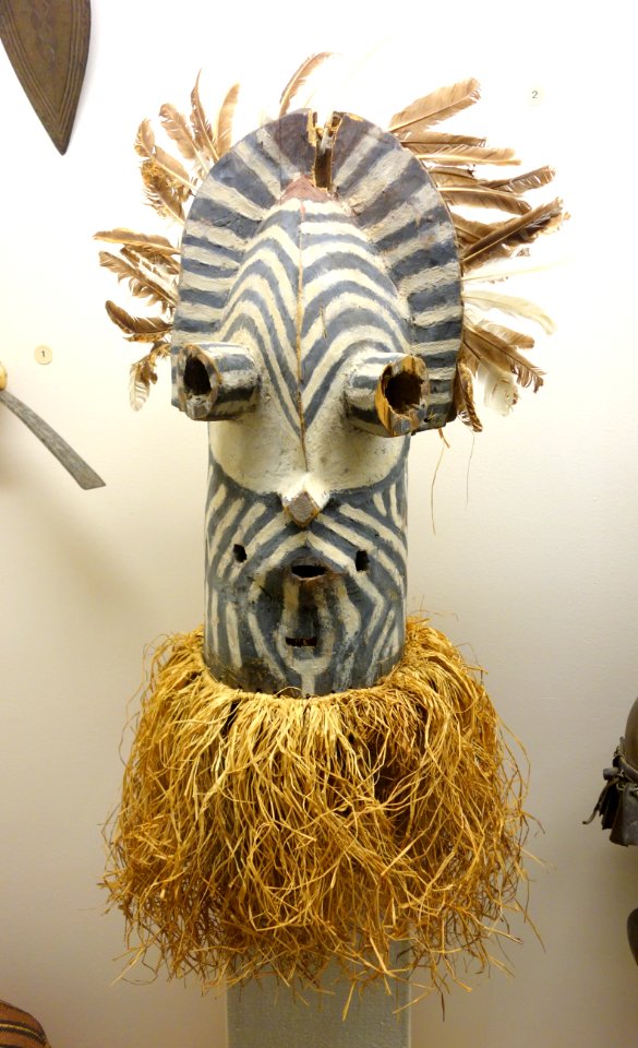 Mask for bwadi dance - Songye - Royal Museum for Central Africa - DSC06391