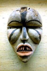 Mask for funerals, dunga association - Woyo - Royal Museum for Central Africa - DSC06932