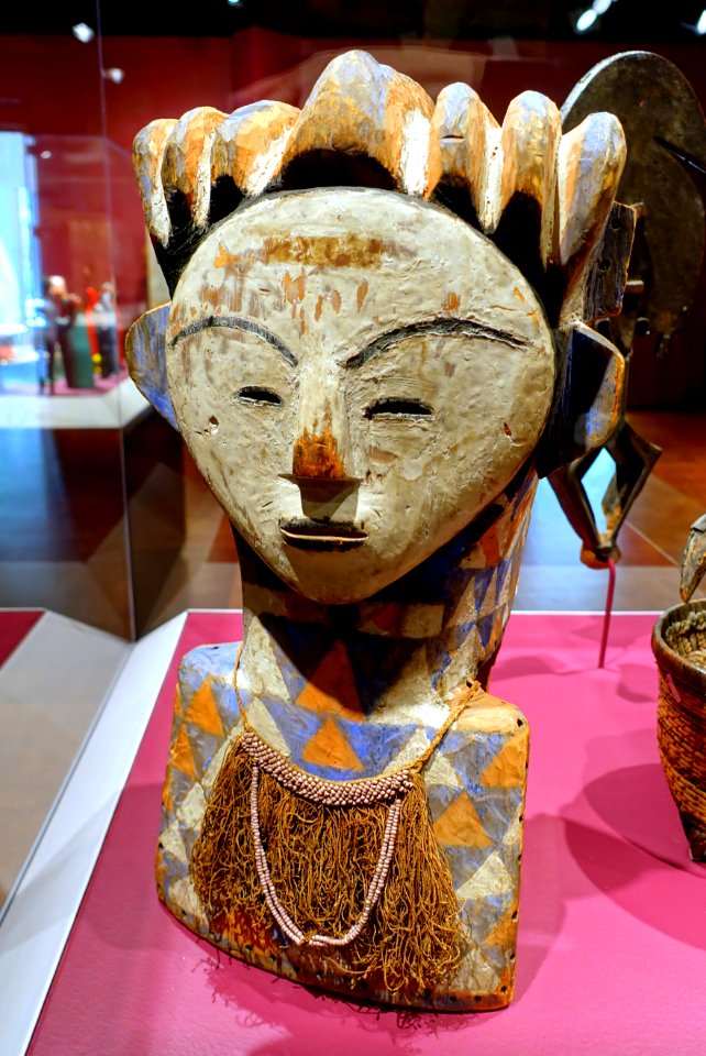Mask for Bwiti association, Ndzebi or Sango peoples, Bend of the Ogowe River, Gabon, 1800s to early 1900s, wood, plant fiber, cotton string - Fowler Museum - University of California, Los Angeles - DSC02482