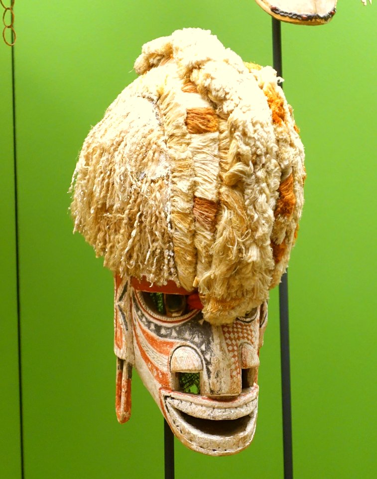Mask, New Ireland, 1876 - Südseeabteilung - Ethnological Museum, Berlin - DSC01027