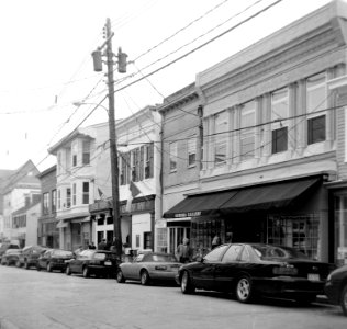 Maryland Avenue, Annapolis, 1999-04, Yashica A