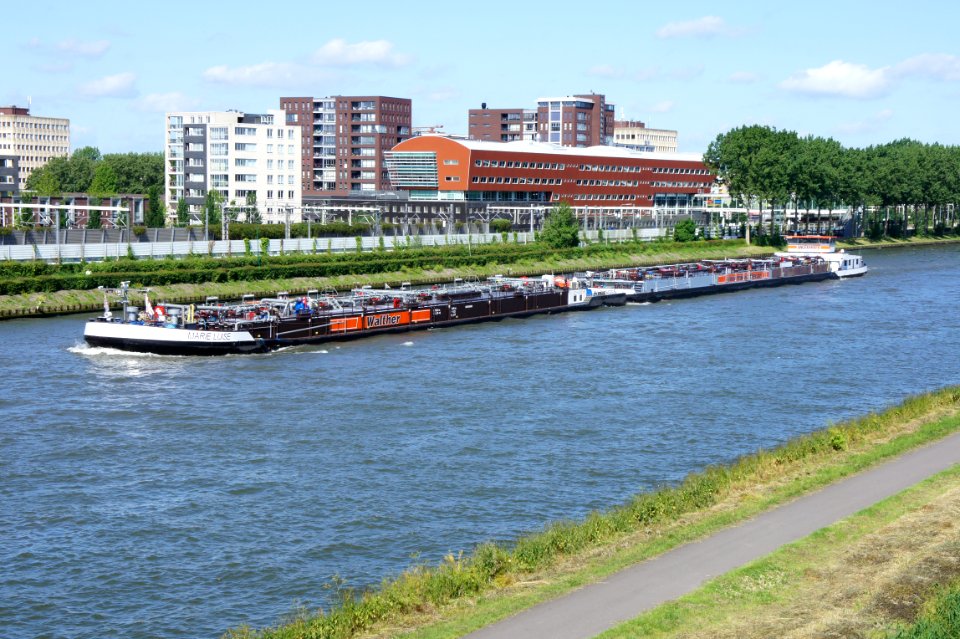 Marie Luise - ENI 04810460 & Thüringnen - ENI 04503620, Amsterdam-Rijn kanaal, pic2