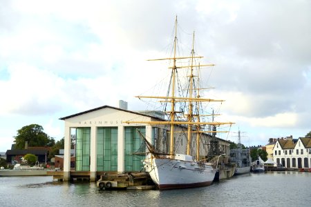 Marinmuseum with HMS Jarramas (1900) - Karlskrona, Sweden - DSC08562