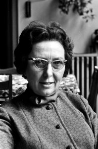 Marie Vandrik (kop) benoemd door de Paus, Bestanddeelnr 920-0068