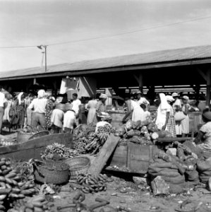 Markt in Paramaribo, Bestanddeelnr 252-4979