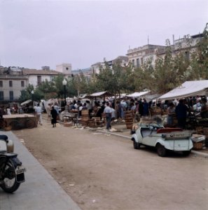 Markt in Spanje, Bestanddeelnr 255-9932