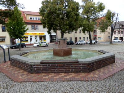 Marktplatz Zörbig Brunnen1