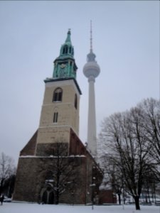 Marienkirche mit Fernsehturm photo
