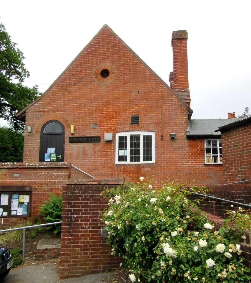 Marindin Hall, Wire Cut, Millbridge, Frensham (Home of Frensham Baptist Fellowship) (June 2015) (2)