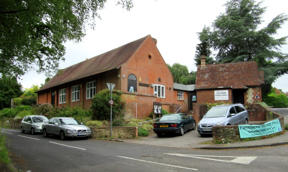 Marindin Hall, Wire Cut, Millbridge, Frensham (Home of Frensham Baptist Fellowship) (June 2015) (1)
