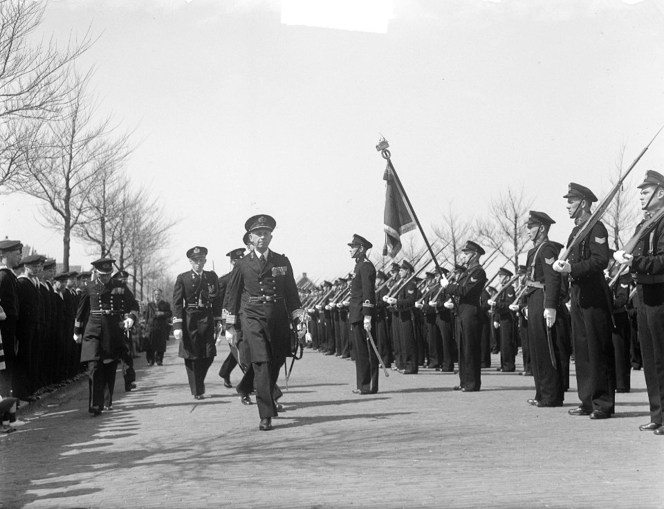 Marine Parade in Den Helder, Bestanddeelnr 903-9401