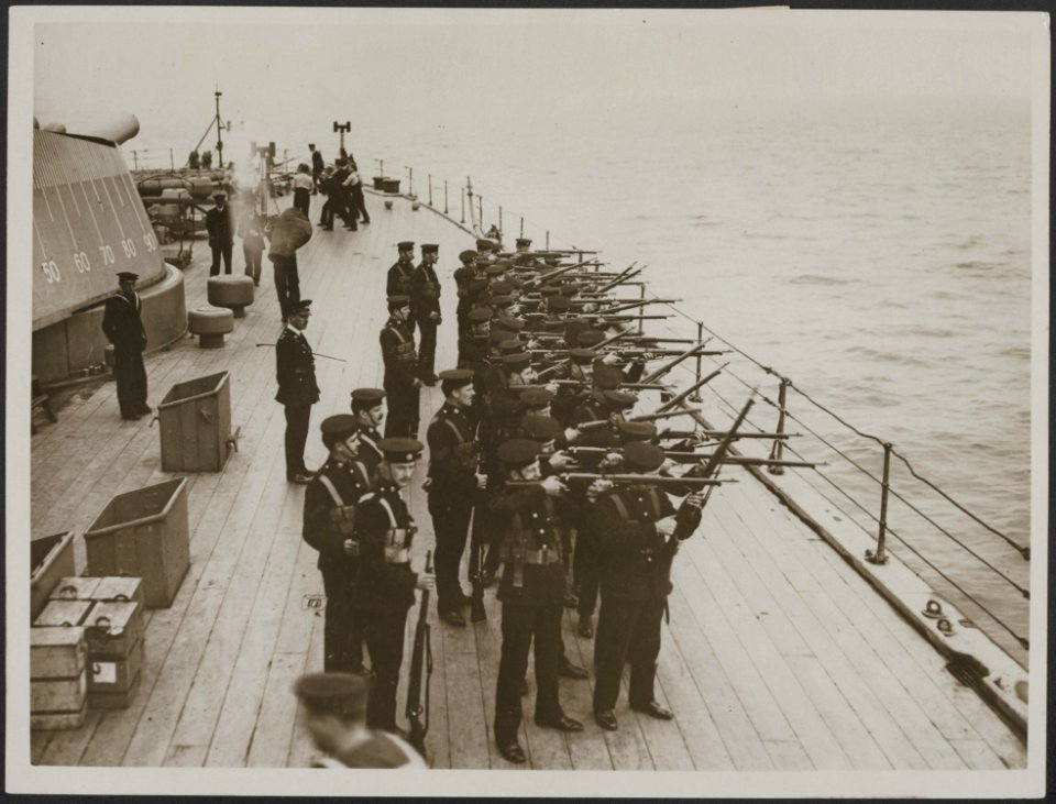 Marines at rifle practice, Bestanddeelnr 158-2691