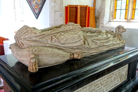 Martha Penyston monument, c. 1619 AD - Saint Mary's Church, Stowe - Buckinghamshire, England - DSC07275