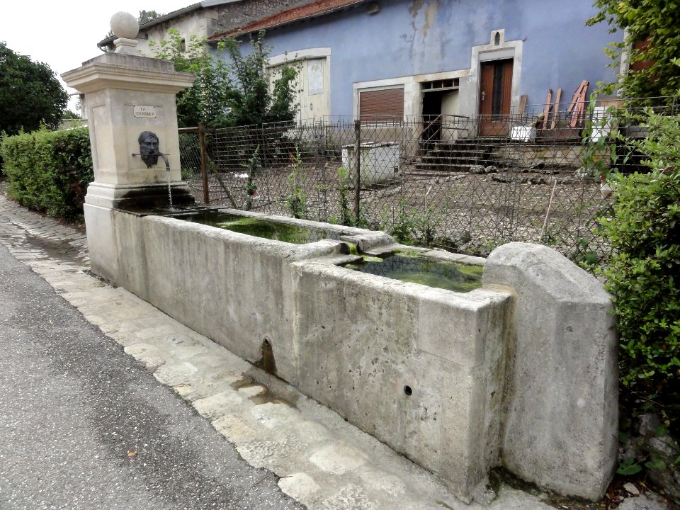 Marson-sur-Barboure (Meuse) fontaine B