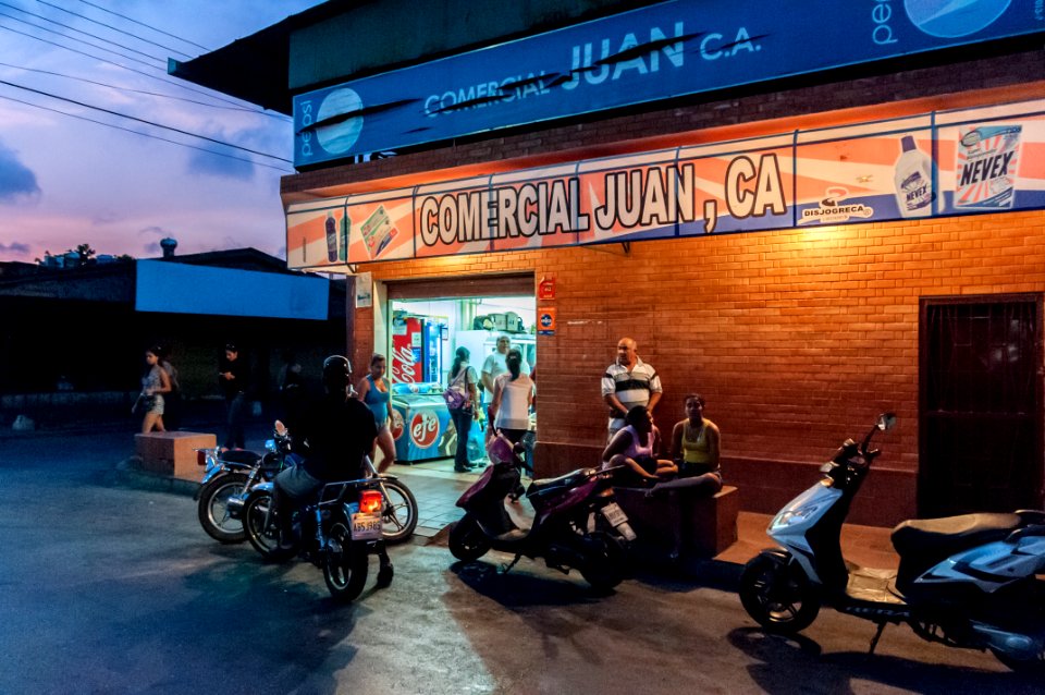 Market in Juan Griego night