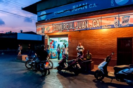 Market in Juan Griego night