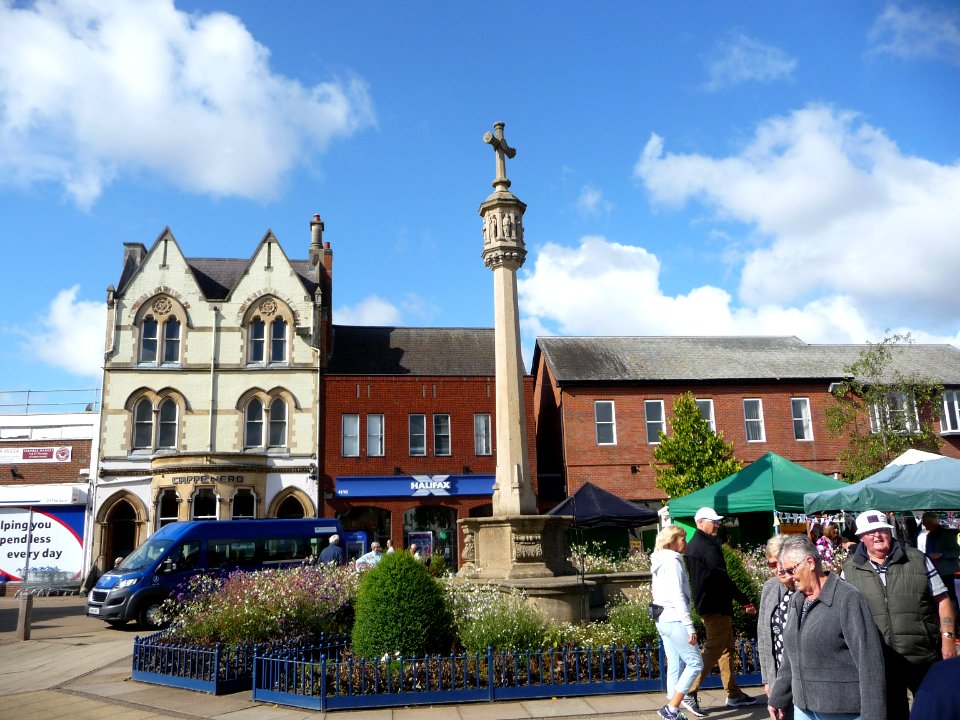 Market cross in Market Harborough 01 photo