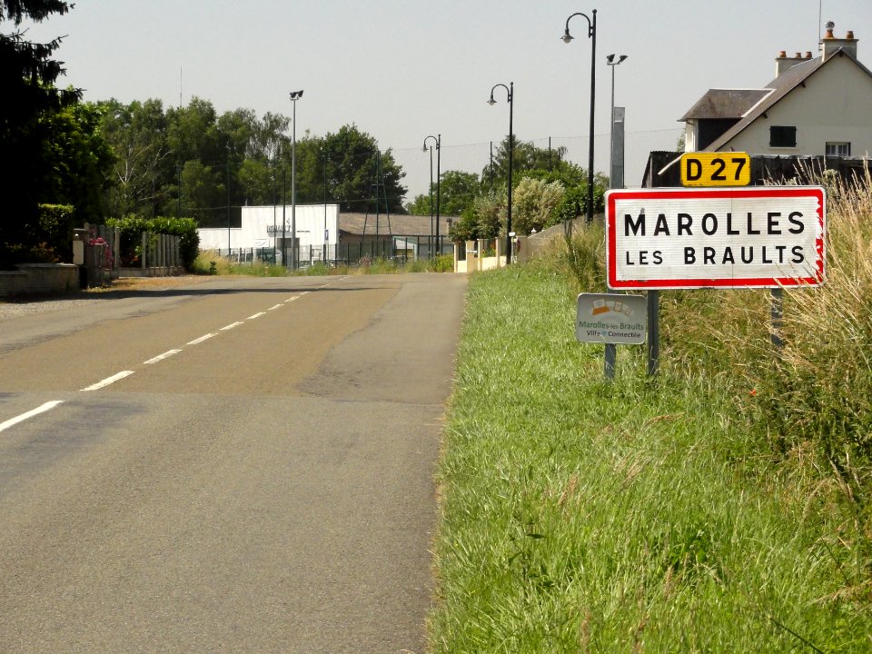 Marolles-les-Braults (Sarthe) entrée