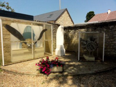 Marolles-les-Braults (Sarthe) memoriaux de guerre