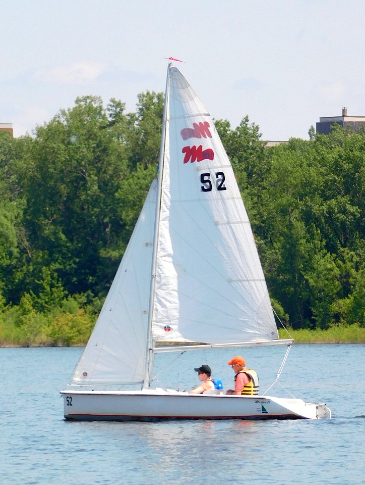 Martin 16 sailboat 1302