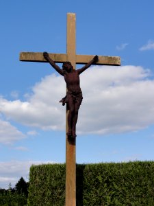 Maroilles (Nord, Fr) calvaire à coté du cimetière