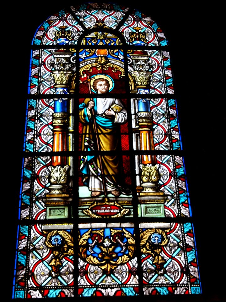 Maroilles (Nord, Fr) église vitrail 12 apôtres 09
