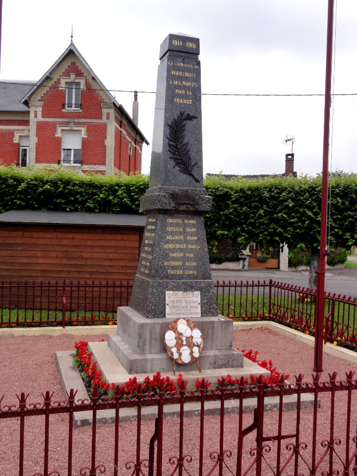 Martigny (Aisne) monument aux morts