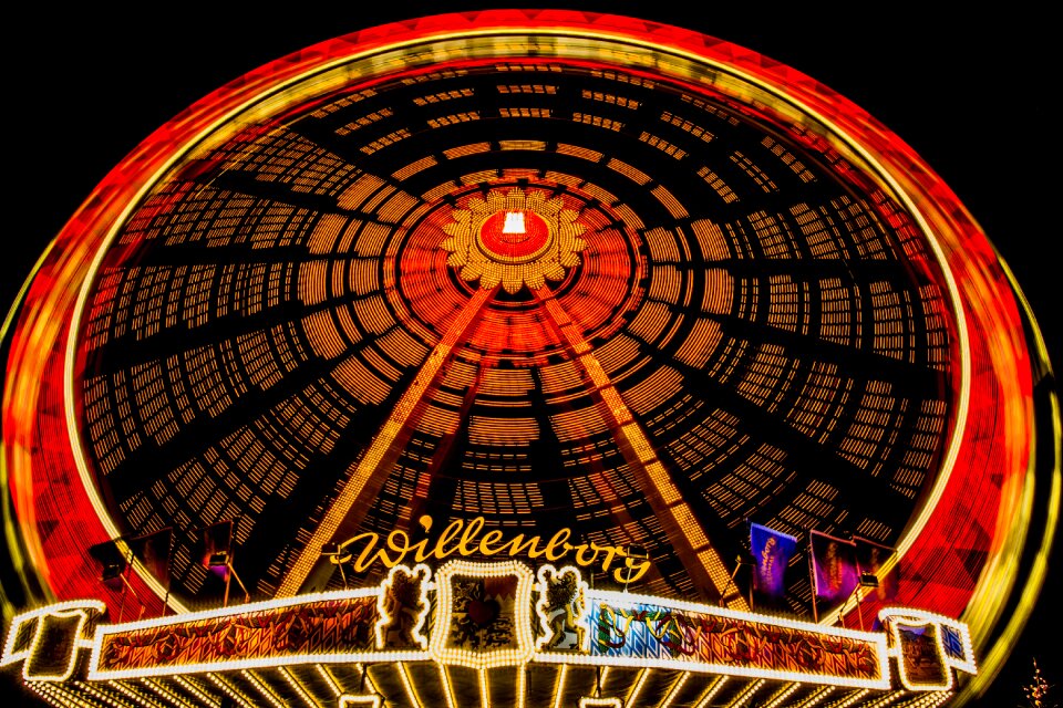 Hamburg folk festival rides
