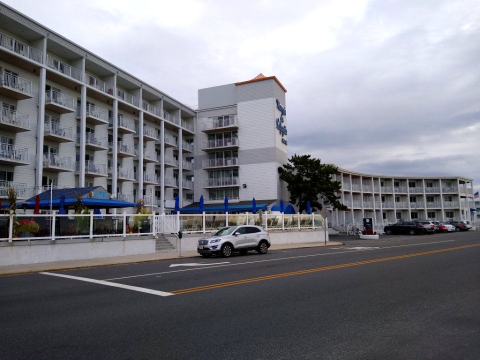 Marquis de Lafayette Hotel