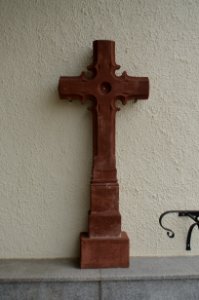 Markelsheim, Engelsbergstraße 11, Katholische Pfarrkirche, Kreuz