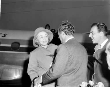 Marlène Dietrich in Nederland voor optreden in Grand Gala du Disque Marlène Die, Bestanddeelnr 915-6228