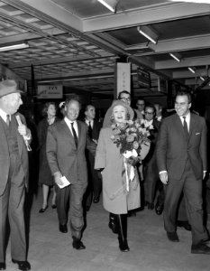 Marlène Dietrich in Nederland voor optreden in Grand Gala du Disque Marlène Die, Bestanddeelnr 915-6222