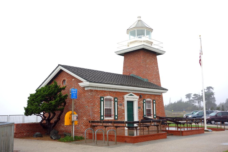 Mark Abbot Memorial Lighthouse - Santa Cruz, California - DSC07287