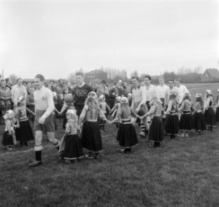 Marken heeft voetbalterrein, Bestanddeelnr 904-8445
