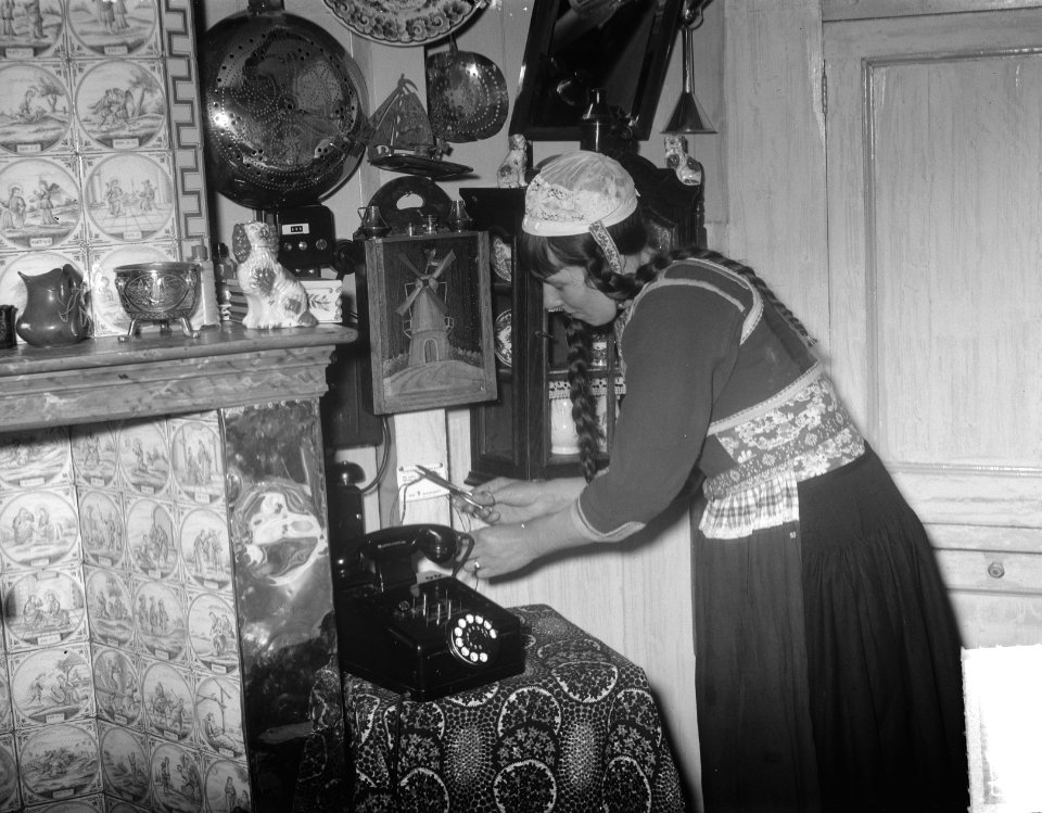 Marken automatische telefoon nichtje van Sijtje Boes, Bestanddeelnr 904-5137
