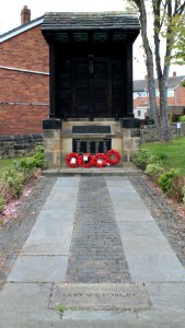 Meanwood War Memorial 2019-04-29 (5)