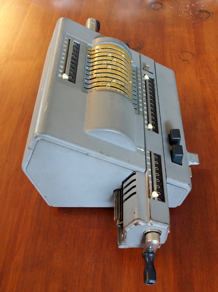 Mechanical calculator. Original Odhne, pic-003