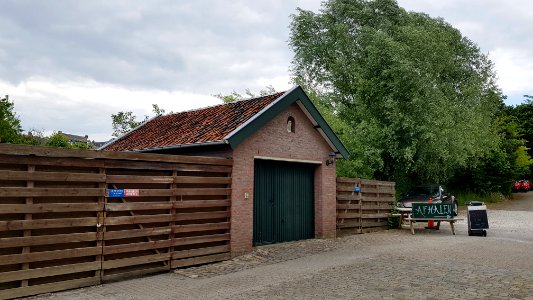 Mechelen-Mariabeeldje in gevel bij Hoofdstraat 51A (1)