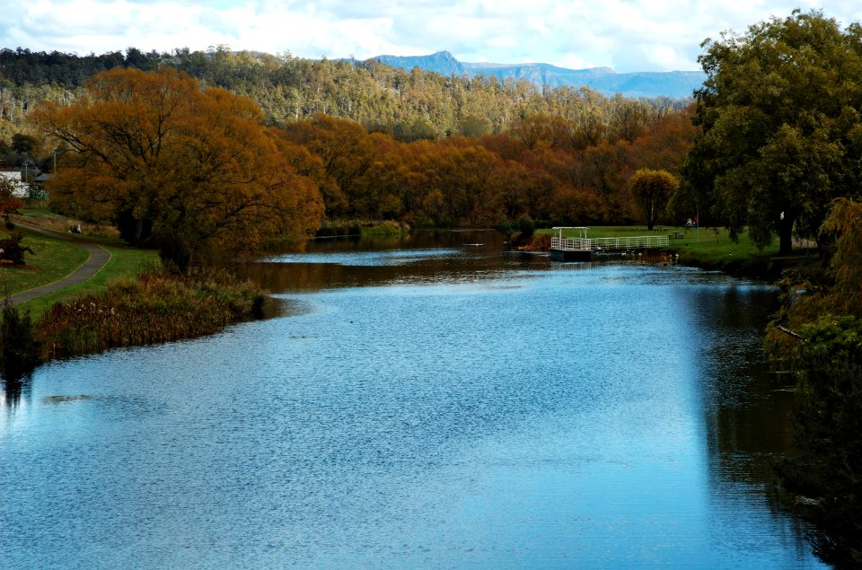 Meander-Deloraine-20070422-037