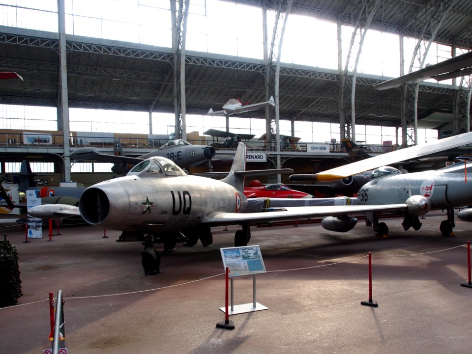 MD-450 Ouragan 320UQ