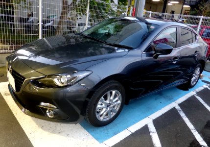Mazda AXELA SEDAN 15S (BM) front