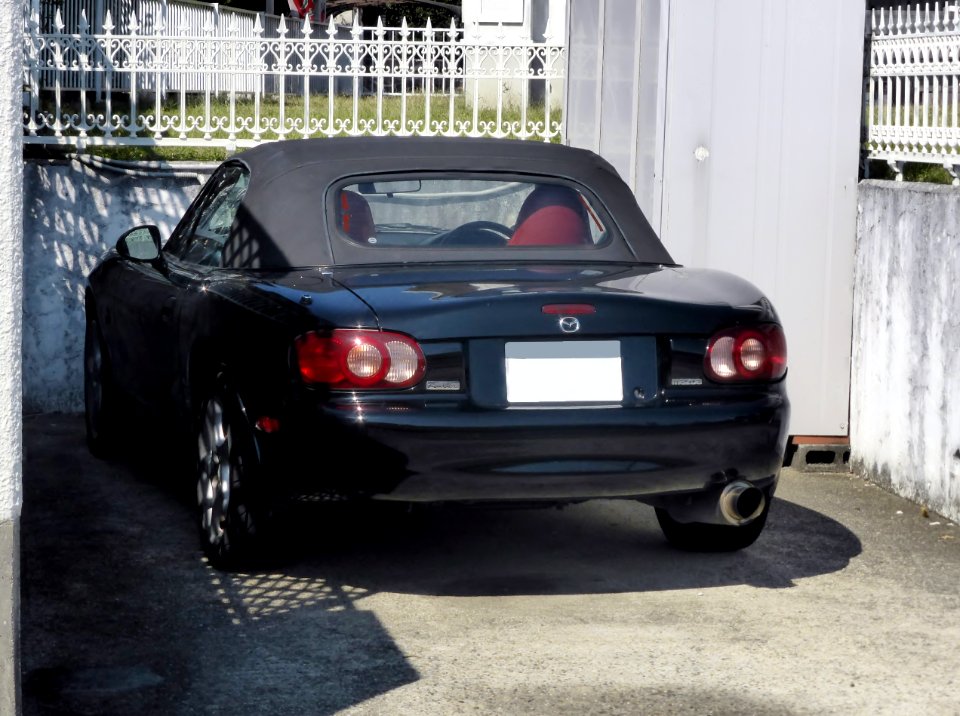 Mazda Roadster (NB) rear