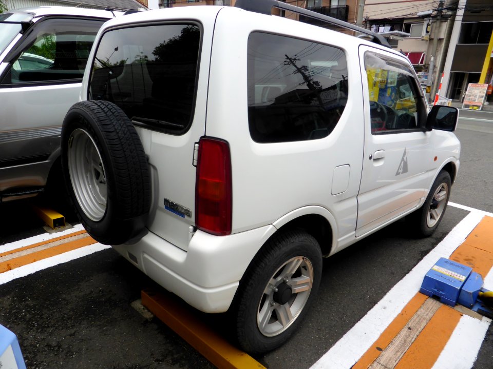 Mazda AZ-OFFROAD XC (JM23W) rear